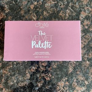 Coates “The Velvet Palette” eyeshadow